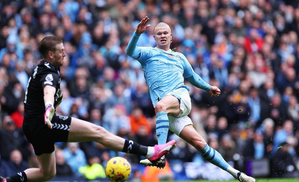 哈兰德迎来七赛季出色发挥，利物浦观众热烈欢呼！-AYX SPORTS